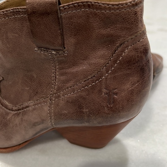 Frye Dusty Rose Reina Ankle Cowboy Style Boot - Picture 6 of 8